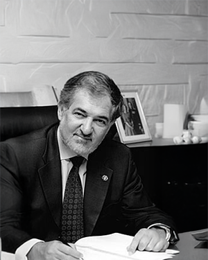 Excmo. Sr. D. Cándido Conde-Pumpido Tourón