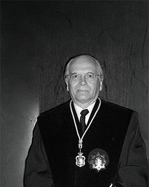 Carlos Granados Pérez
