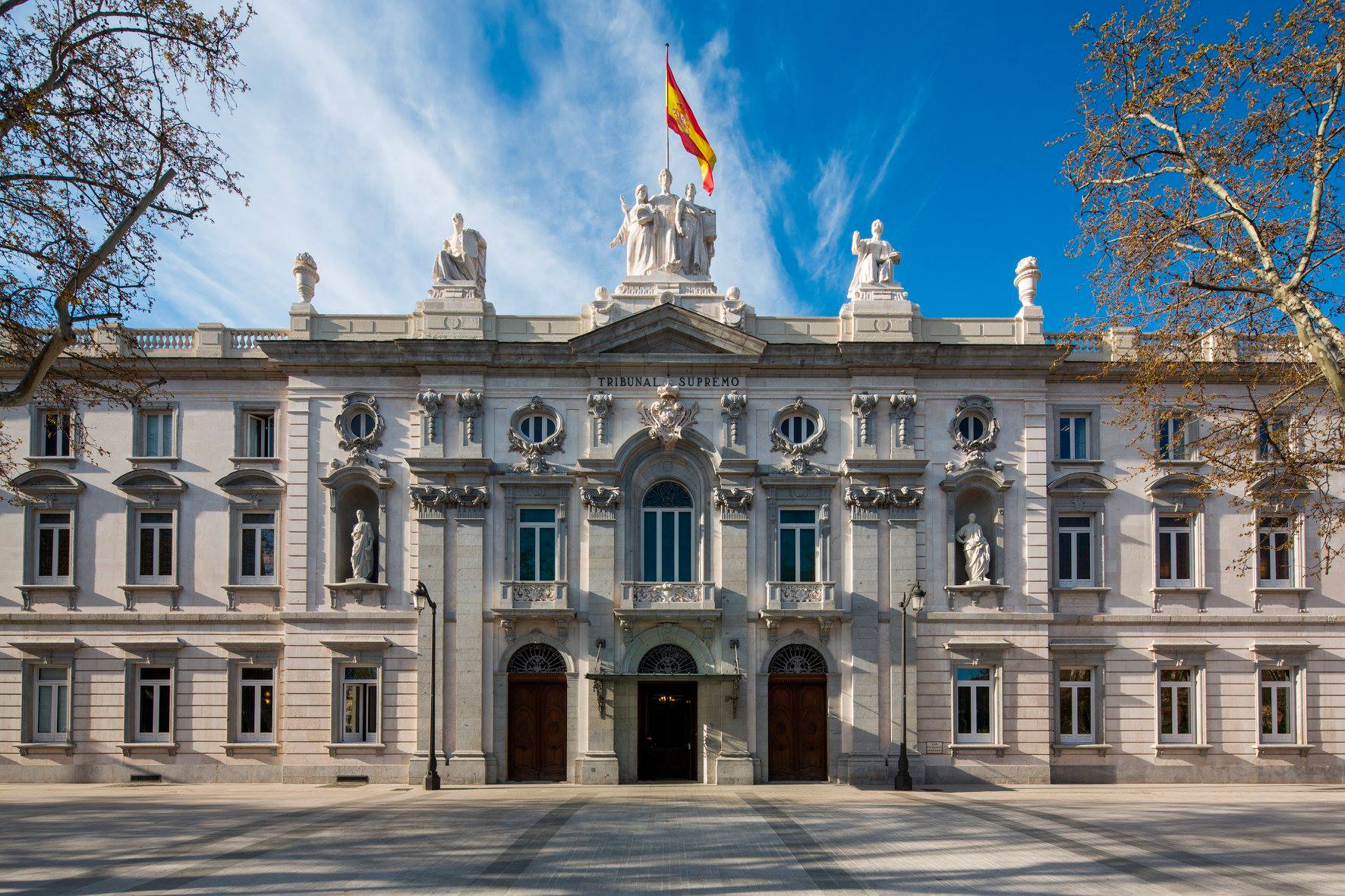 La Fiscalía del Tribunal Supremo informa a la Sala Segunda sobre la inadmisión de querella presentada contra la Presidenta de la Comunidad de Madrid por la gestión de la pandemia