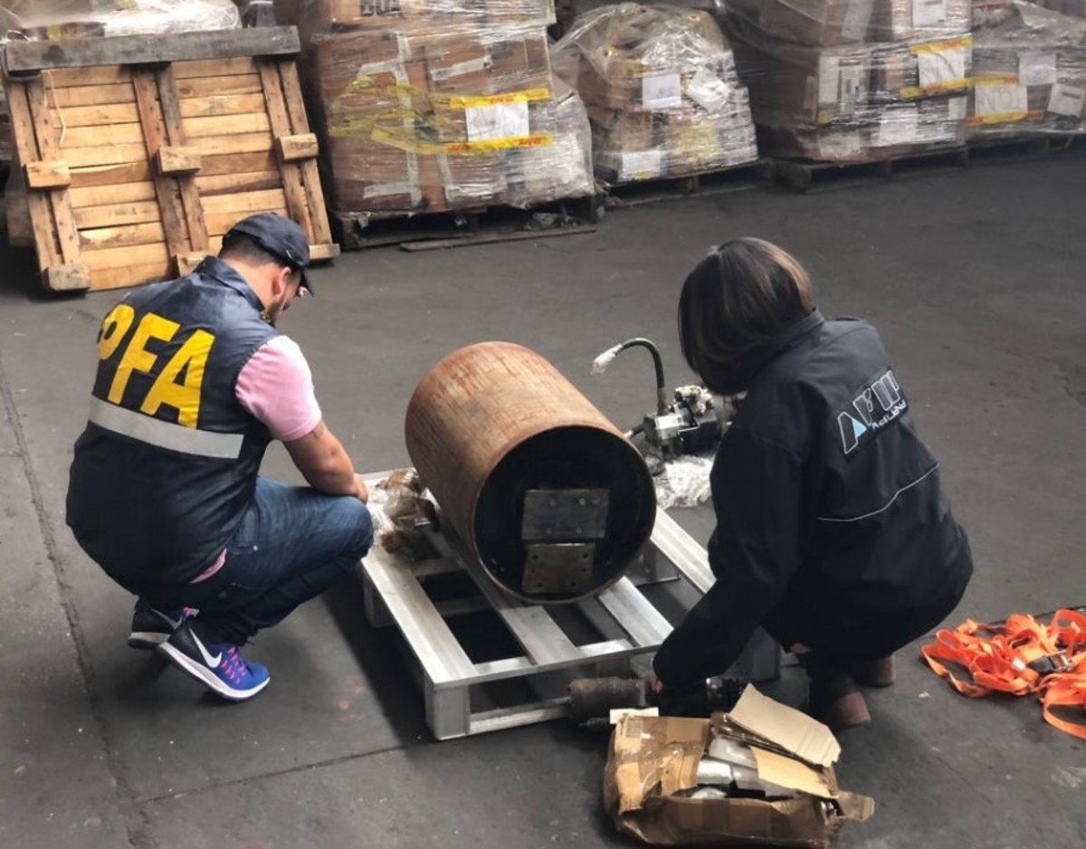 España y Argentina desarticulan una red dedicada al narcotráfico por paquete postal