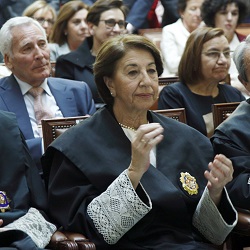 Pilar Fernández Valcarce