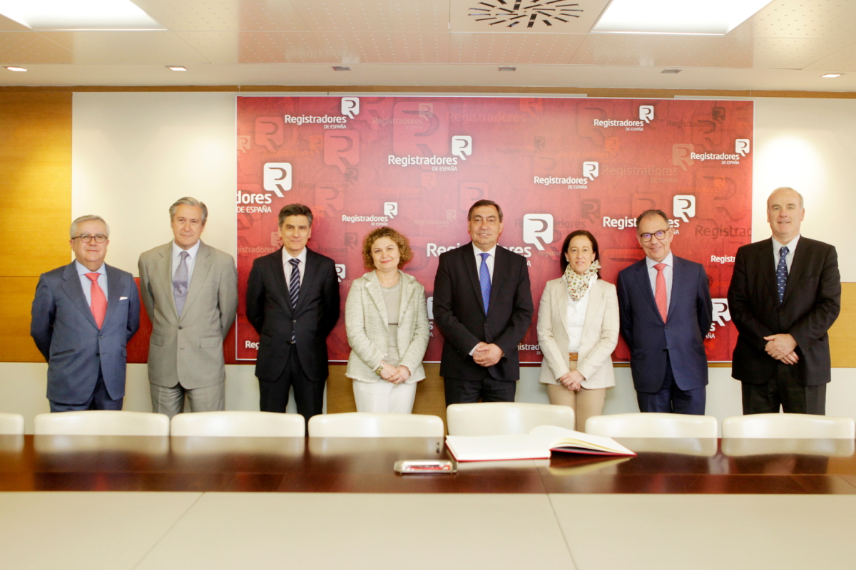 El colegio de Registradores de la Propiedad recibe al Fiscal General del Estado. El colegio de